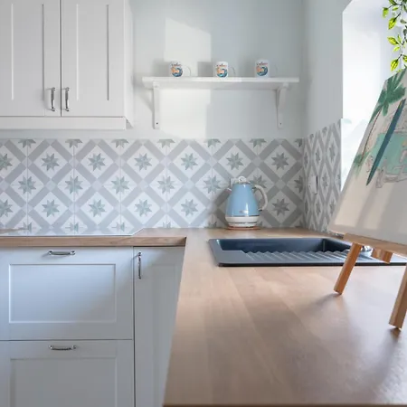 Apartment In Blue Wave